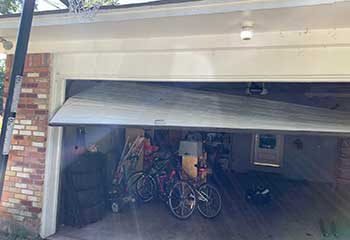 Garage Door Off Track - North Saint Paul